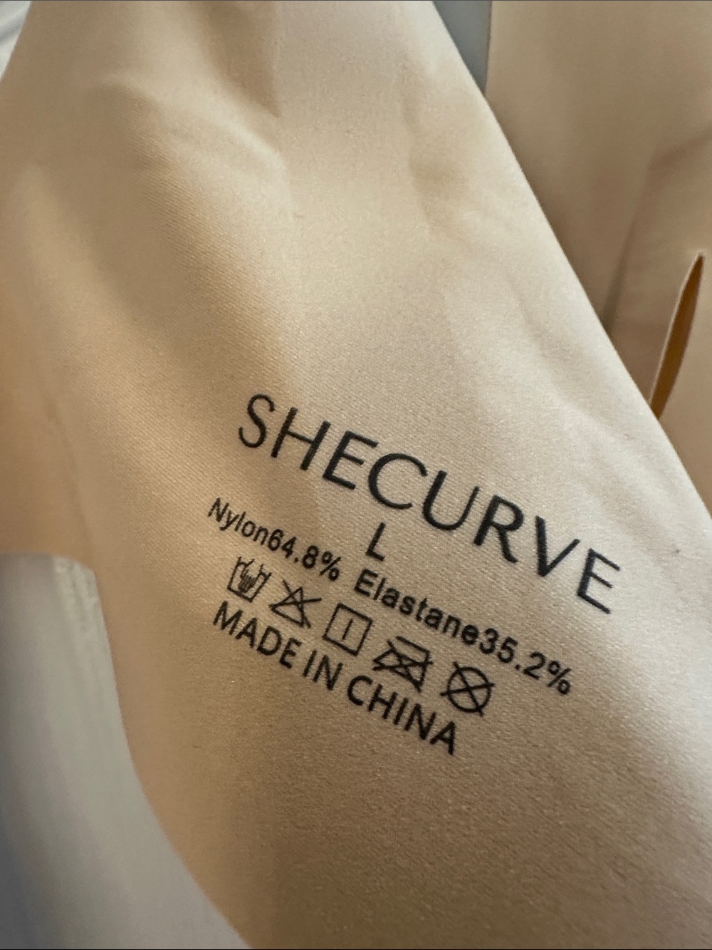 SHECURVE Seamless Nude Support Bra - Smooth, Wireless Comfort - Picture 3 of 3